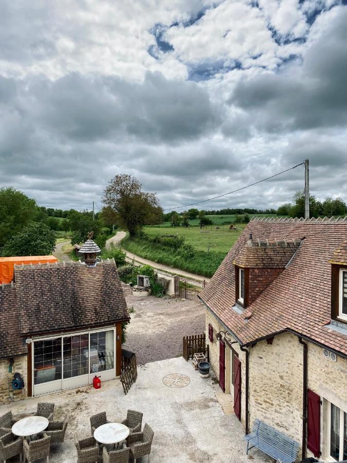 Moulin Le Fleurie Hotel Charenton-du-Cher Exterior foto