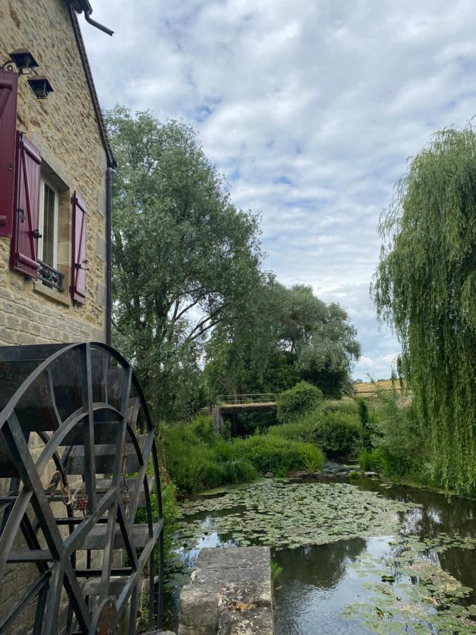 Moulin Le Fleurie Hotel Charenton-du-Cher Exterior foto