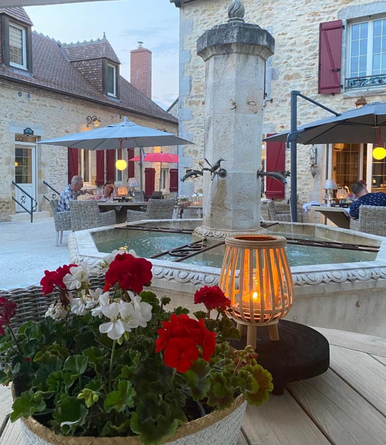 Moulin Le Fleurie Hotel Charenton-du-Cher Exterior foto