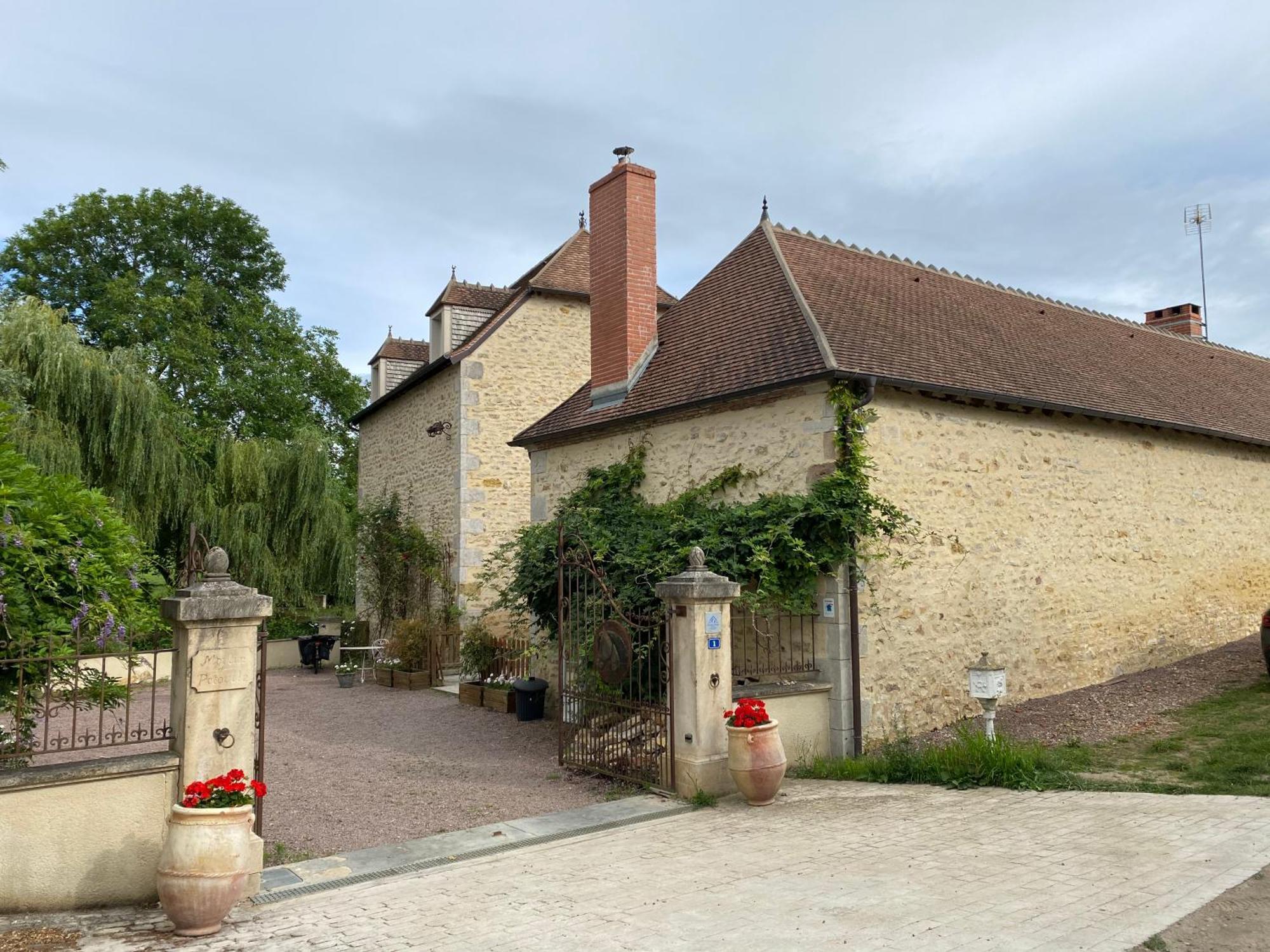 Moulin Le Fleurie Hotel Charenton-du-Cher Exterior foto